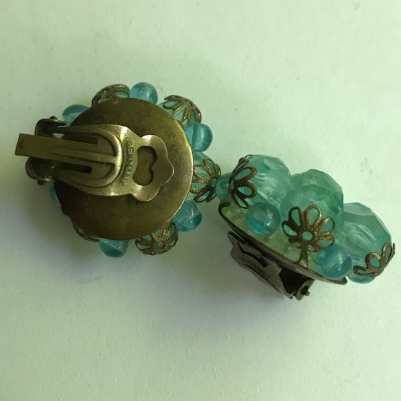 Grandma’s Costume Studs - Picture 2 of 4